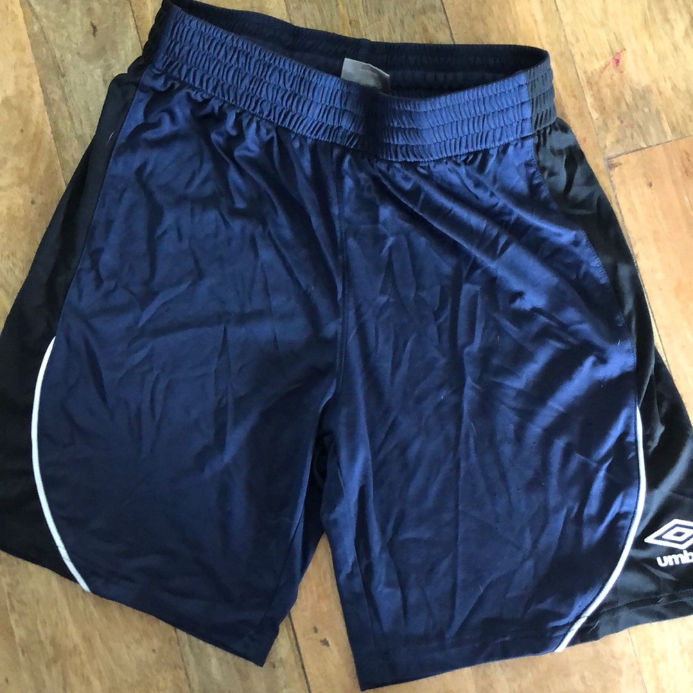 Umbro 2 tone shorts